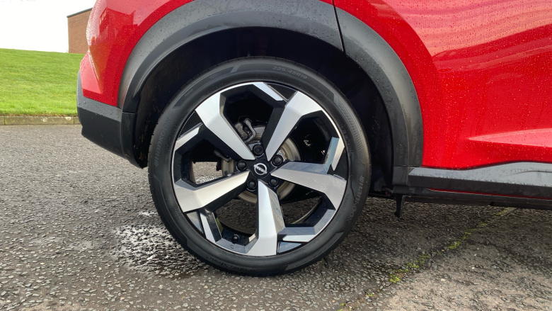 Nissan Juke 1.0 DiG-T 114 Tekna 5dr Petrol Hatchback